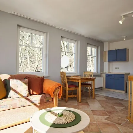 In Ruhiger Lage, Mit Meerblick - Am Sonnenhang 03 *