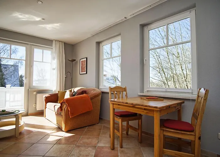 In Ruhiger Lage, Mit Meerblick - Am Sonnenhang 03 アパート *